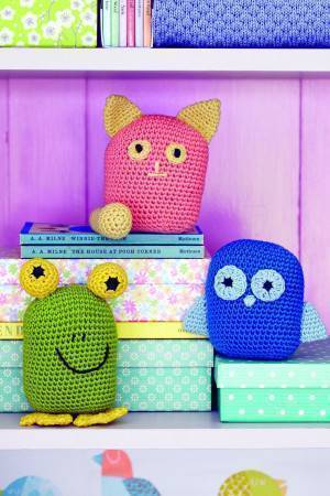 Amigurumi frog, cat and owl toys for children