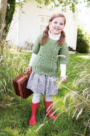 Knitted Aran jumper for girls with elbow-length sleeves