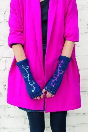 Ladies' knitted fingerless gloves with embroidered pattern