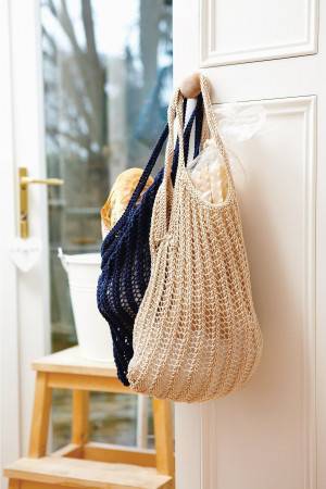 Knitted handy bag perfect for shopping or for the beach