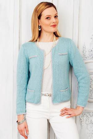 Smart ladies' jacket made from a vintage knitting pattern