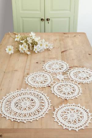 Crocheted vintage table mat