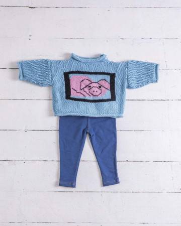 Cute Pig Motif Sweater Knitting Pattern