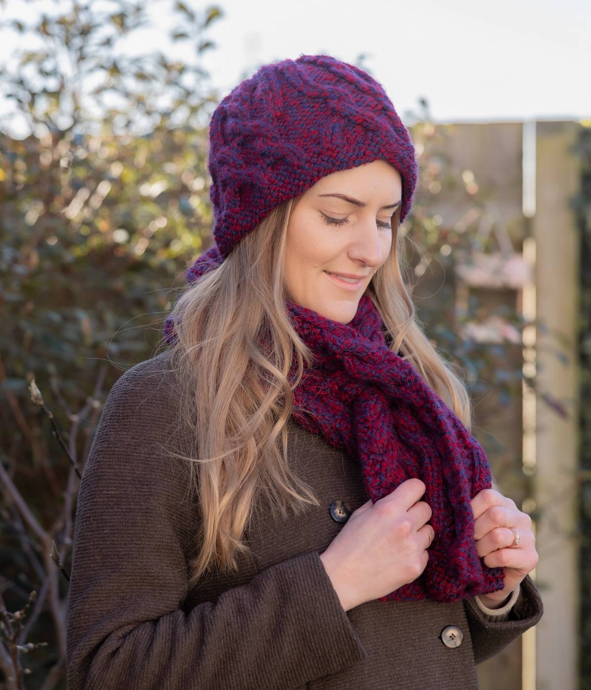 Womens Hat and Scarf in Athena Autumn Twist | The Knitting Network
