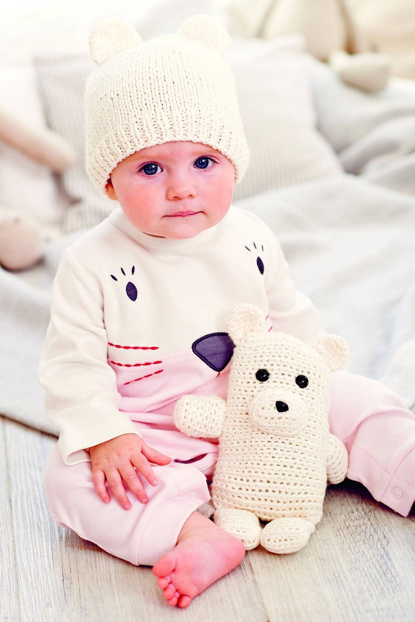 Baby Polar Bear Hat Knitting Pattern | The Knitting Network