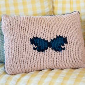 Butterfly Pillow in Lion Brand Touch Of Alpaca Thick & Quick (M22084)