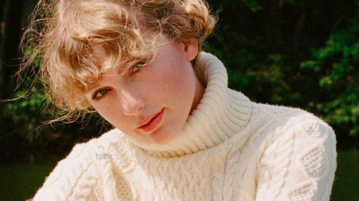 Knit the ‘Folklore’ Look: Taylor Swift Inspired Cable Aran Knits